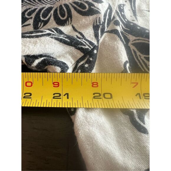 Who What Wear linen blend black and white floral print blouse with drawstring wa - Picture 3 of 6